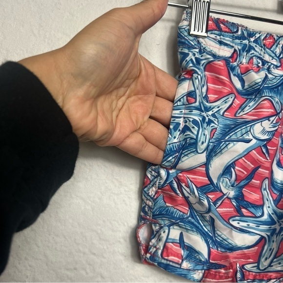 Vineyard Vines 2T  Marlin & Starfish Chappy Trunks - Picture 5 of 7